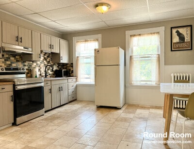 Building Photo - 14 Smythe St