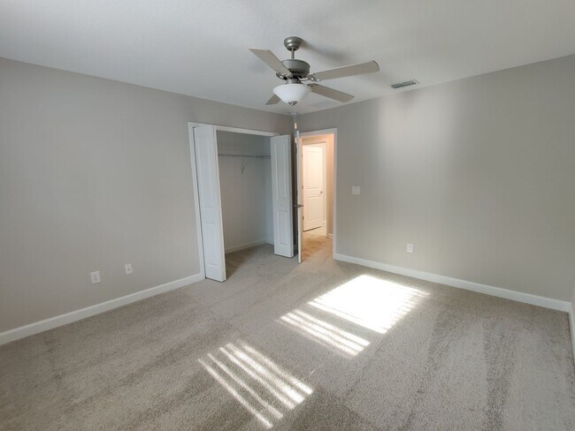 Building Photo - 1290 White Fox Run