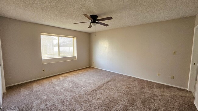 Building Photo - Irene Gem - 3bd & 2bth - SEWER & NATURAL GAS HOME!