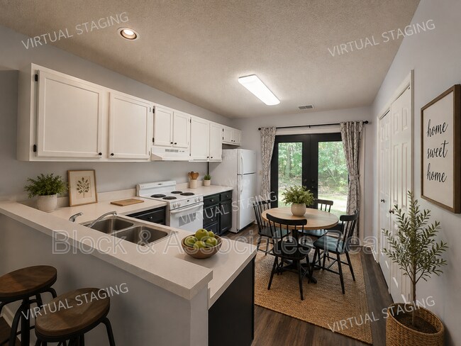 Building Photo - 606 English Ct