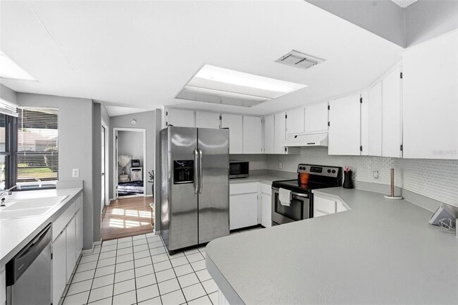 Building Photo - 9108 Tournament Dr