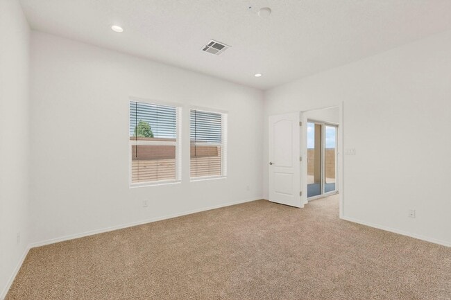 Building Photo - 308 Prism Ave SW