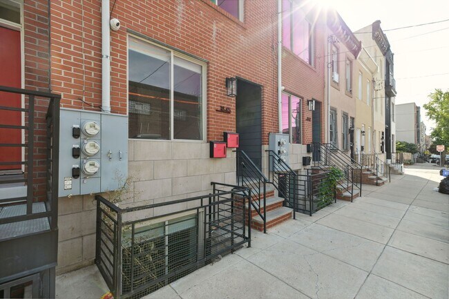 Building Photo - 1845 A St