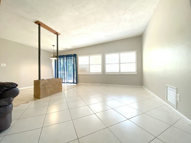 Building Photo - 7407 Hager Way
