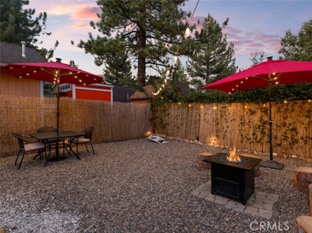 Building Photo - 1056 Sierra Ave