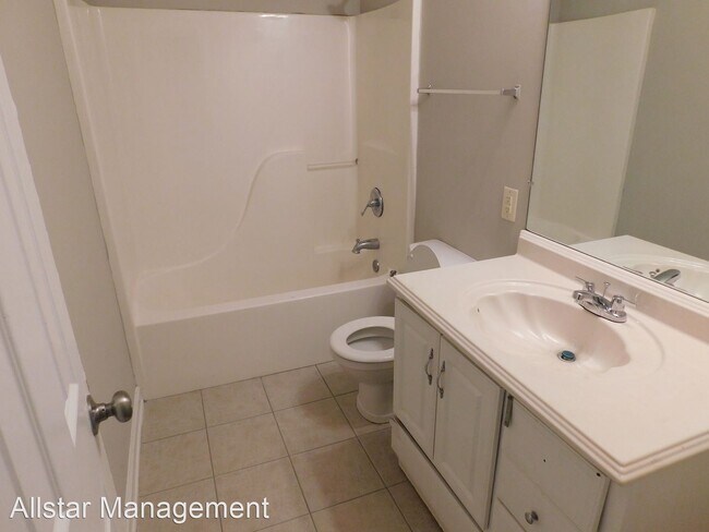 Building Photo - 4 br, 1.5 bath House - 1391 Whitworth Cove