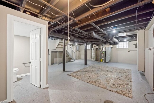 Building Photo - 1643 Lincoln Ave