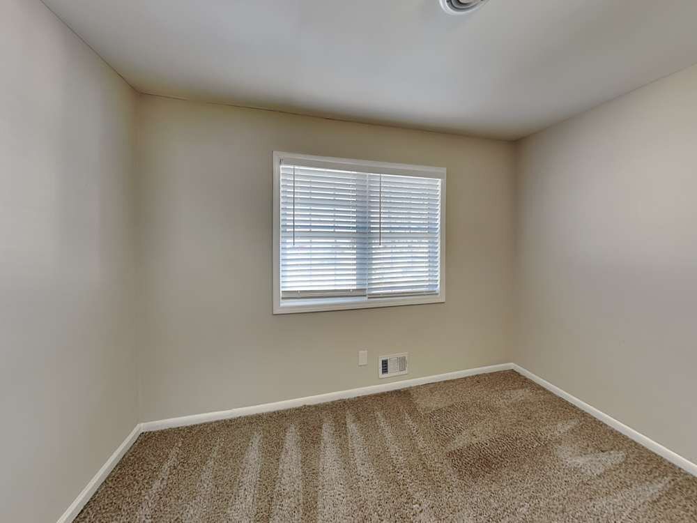 Building Photo - 337 Dartmouth Dr SW