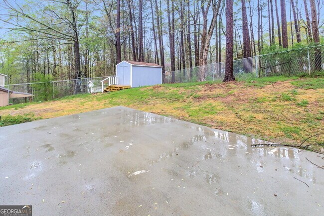 Building Photo - 3210 Fescue Cir