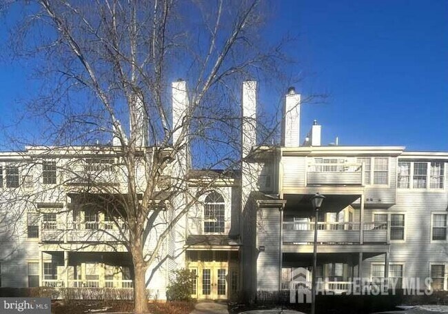Primary Photo - 119 Commonwealth Ct