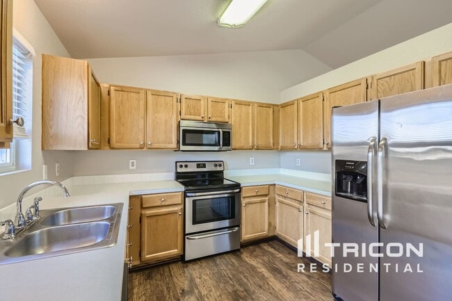 Building Photo - 4318 Sunridge Dr