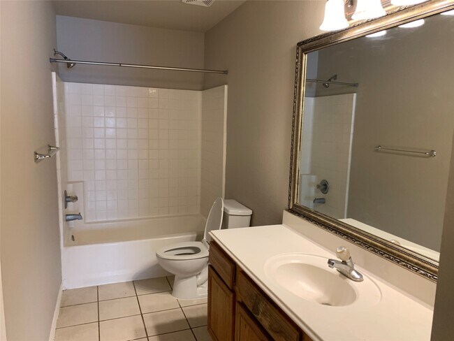 Building Photo - 5739 Wandering Creek Dr