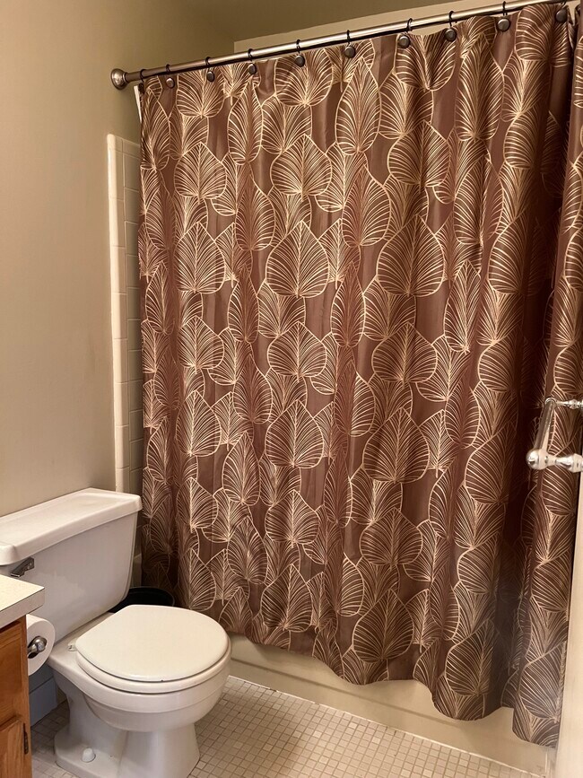 Building Photo - 39930 Crosswinds Rd