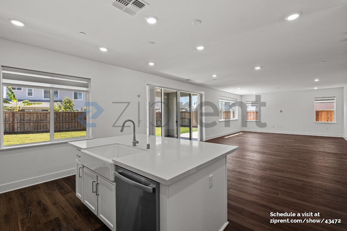 Building Photo - 2672 Goodland Ct