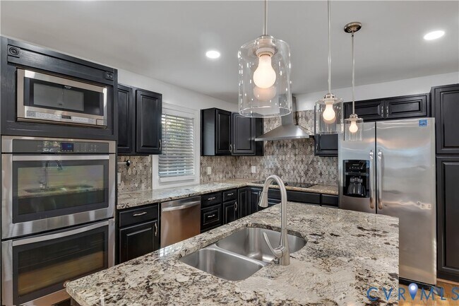 Building Photo - 2222 Early Settlers Rd