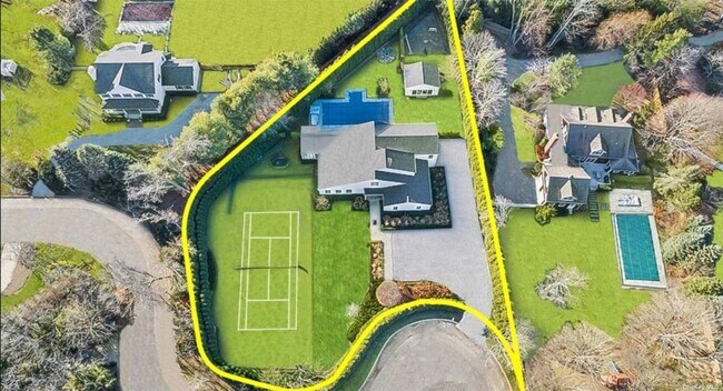 Building Photo - 14 Oak Meadow Ln