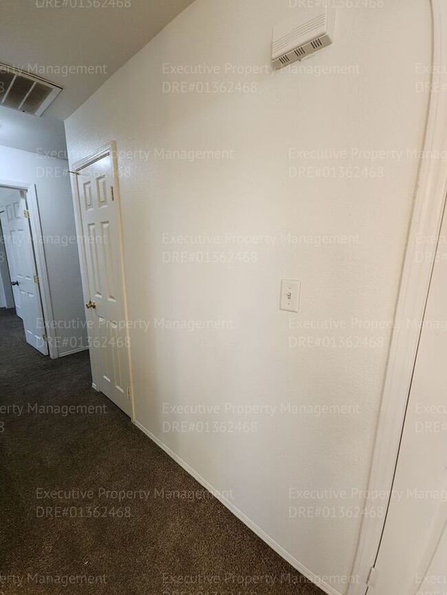 Building Photo - Location, Location (93313 HARRIS RD/ ASHE ...