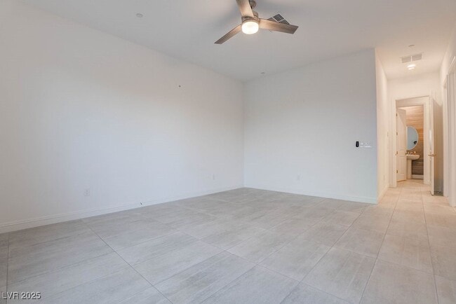 Building Photo - 230 Carmel Sky St