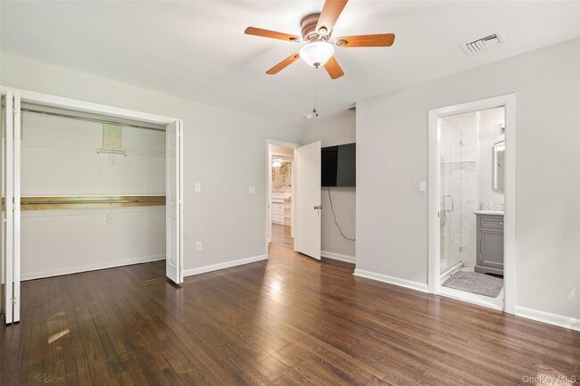 Building Photo - 19 Skyview Dr