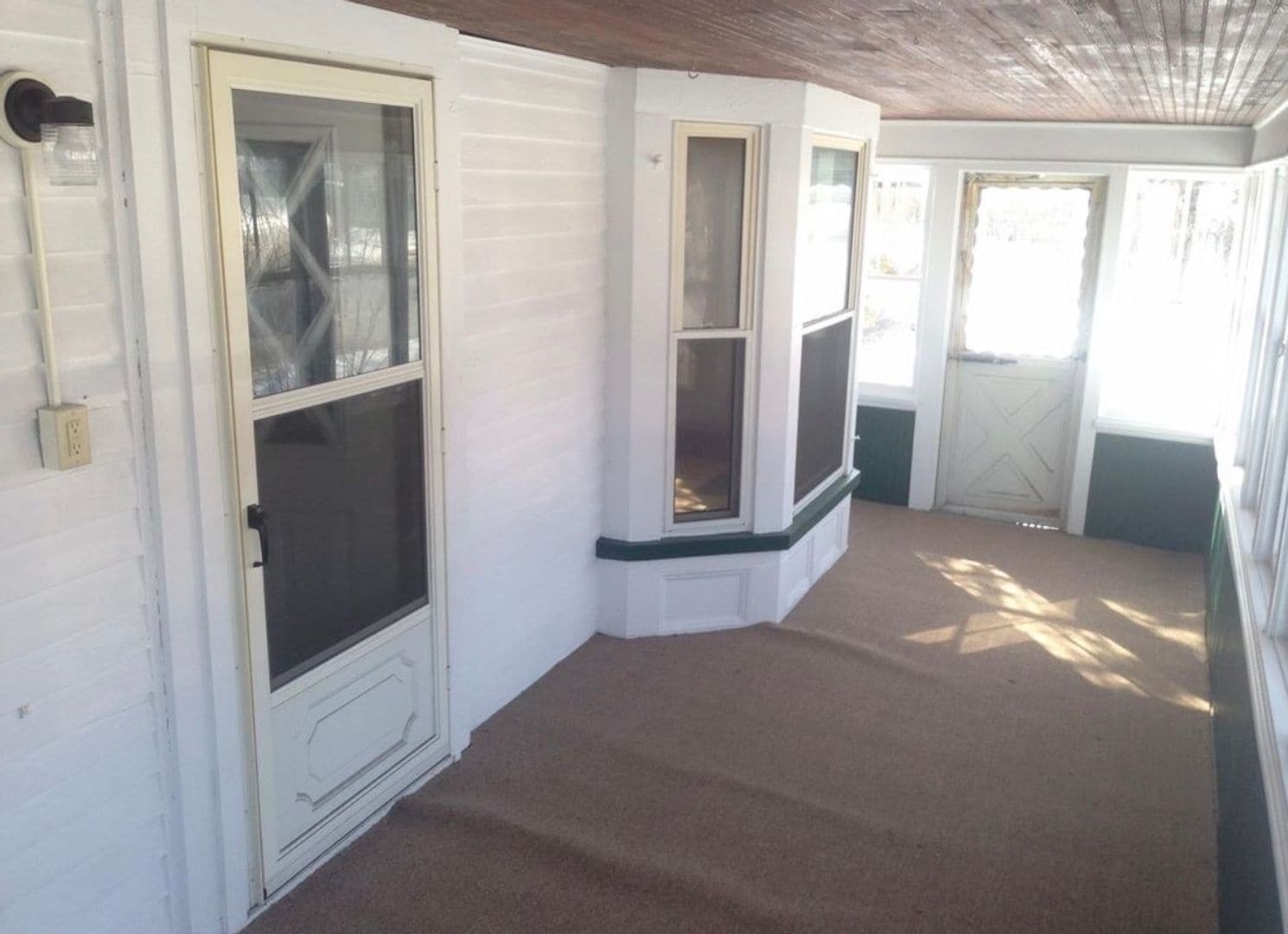 Building Photo - 257 S Main St