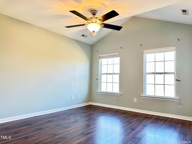 Building Photo - 606 Sawcut Ln