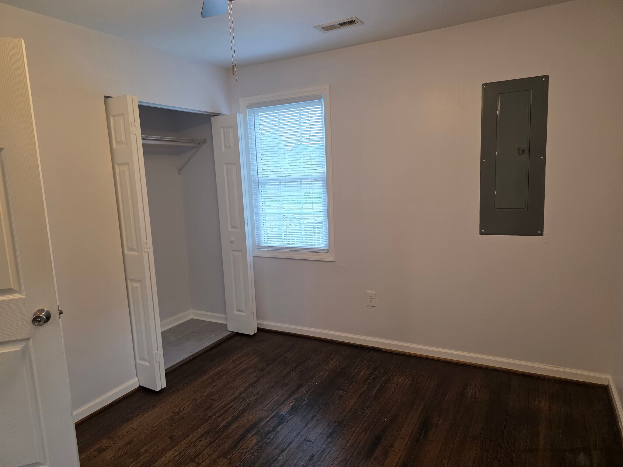 Building Photo - 501 E Brookland Park Blvd