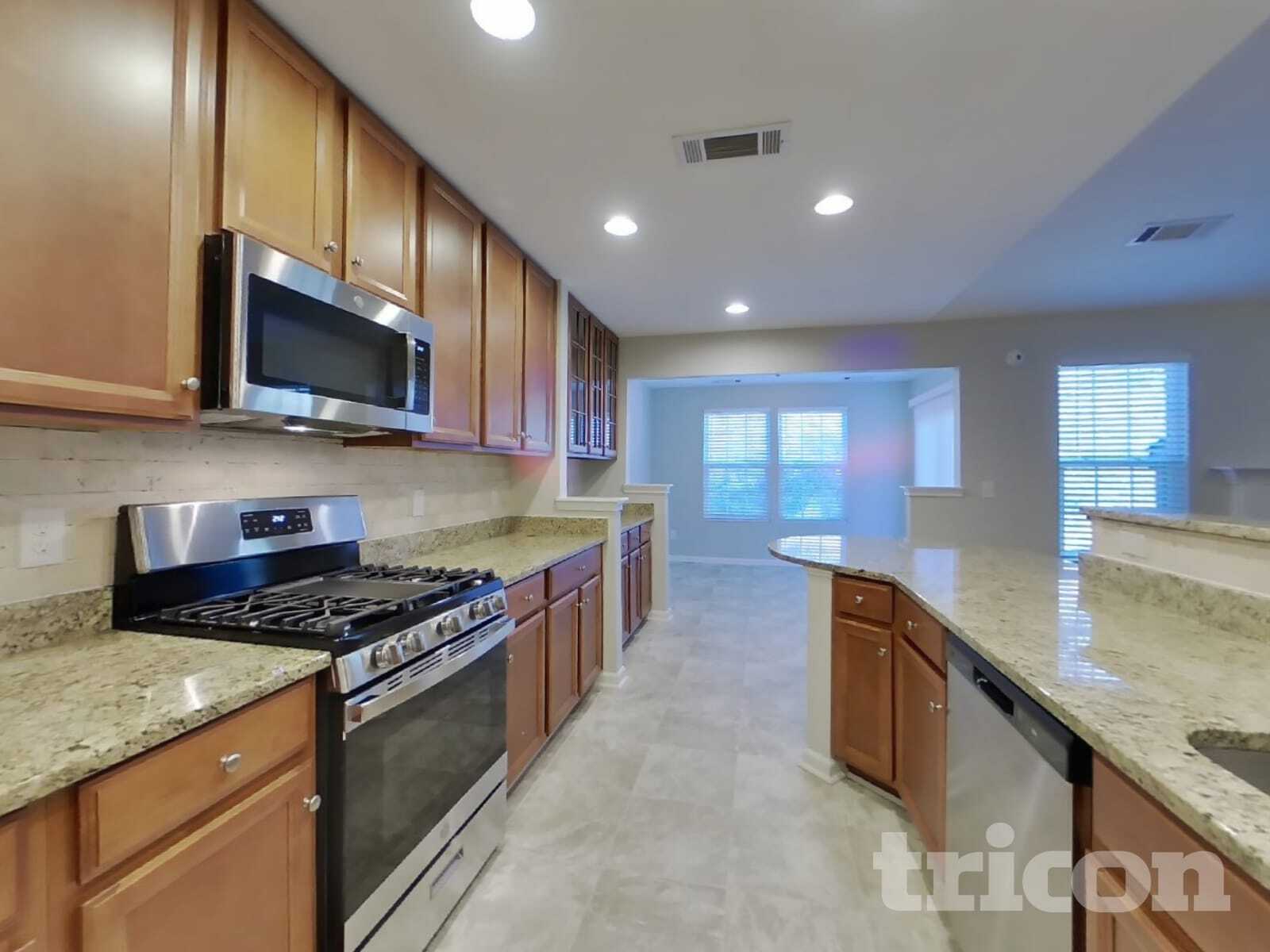 Building Photo - 2609 Jordan Ridge Dr