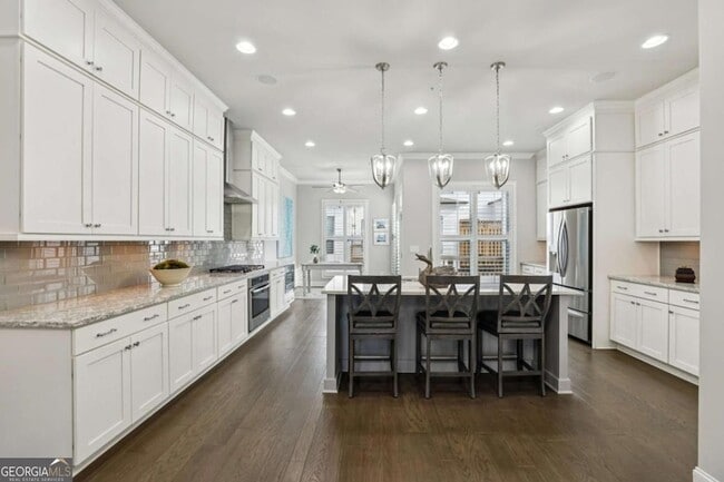 Building Photo - 355 Cricket Ln