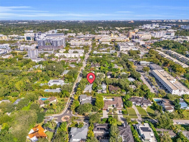 Building Photo - 5794 SW 76th Terrace