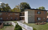 Building Photo - 324 Wilson Ave