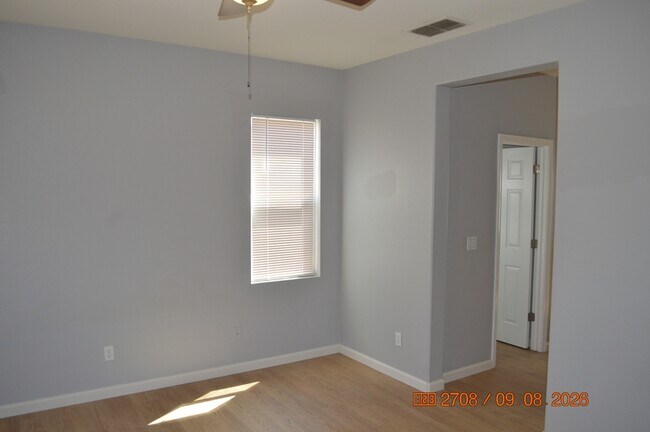Building Photo - 5305 Cottage Cove Dr