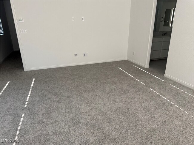 Building Photo - 10218 Starlit Cyn Ct