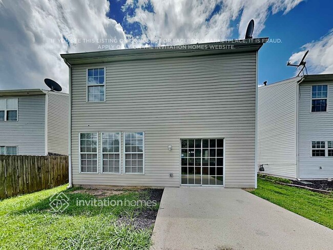 Building Photo - 1609 Heyford Cir NW