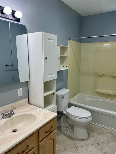 Building Photo - 120 Reifert St