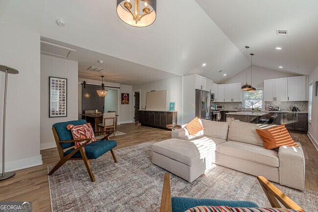 Building Photo - 1953 Beecher Rd SW