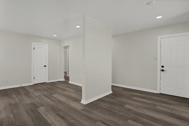 Building Photo - 265 Cherry Dr