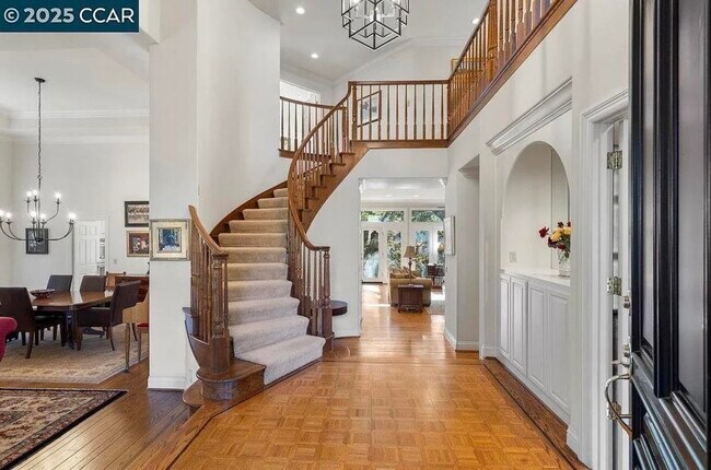 Building Photo - 3109 Stonegate Dr