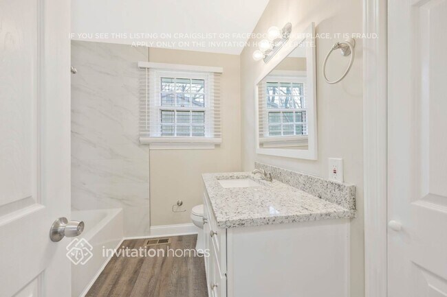 Building Photo - 709 Bowfield Ct