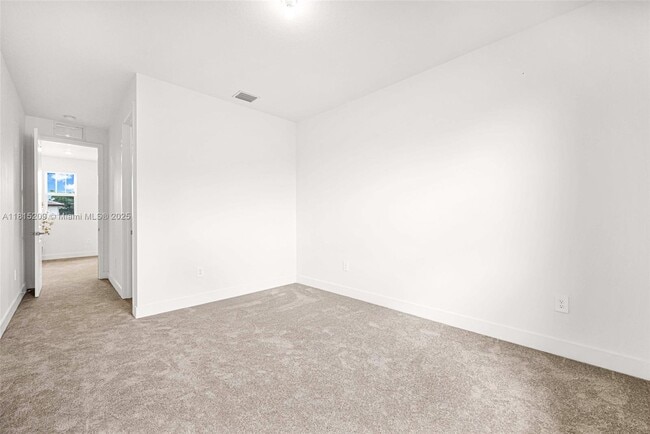 Building Photo - 12228 SW 43rd St