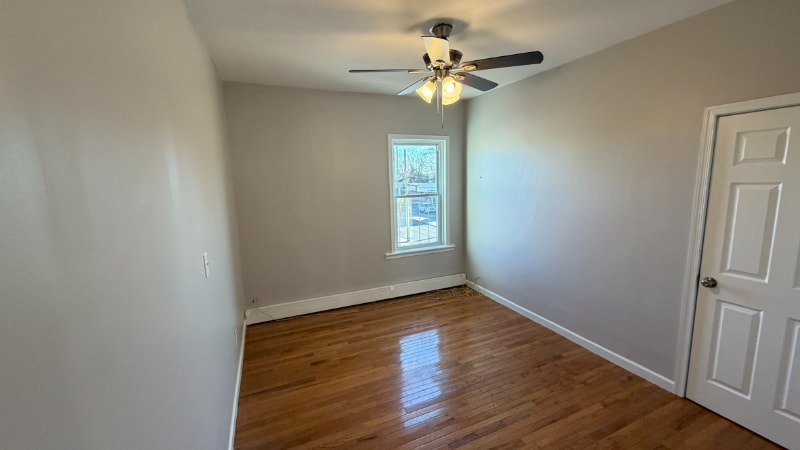 Building Photo - 188 Division St