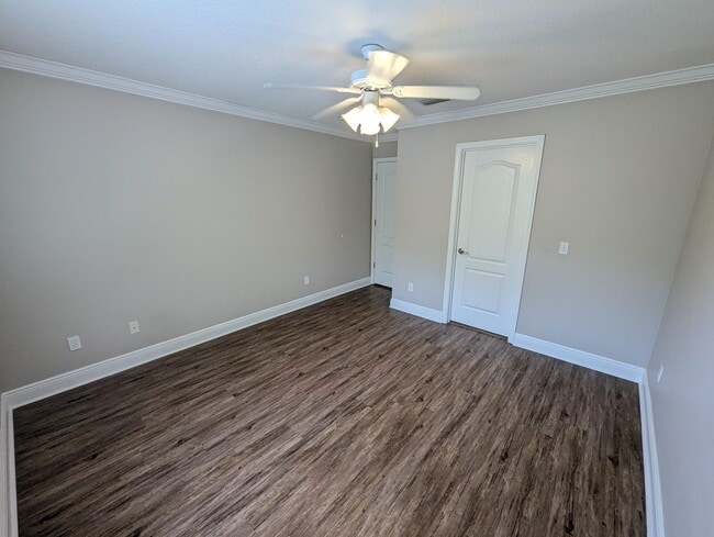Building Photo - 2160 Hadleigh Hills Ct
