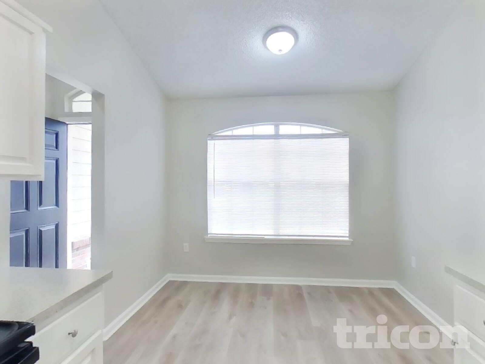 Building Photo - 3716 Arava Dr