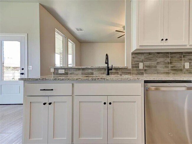 Building Photo - 1935 W Flintlock Wy