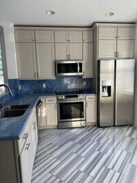 Building Photo - 1241 Vía De Fossi