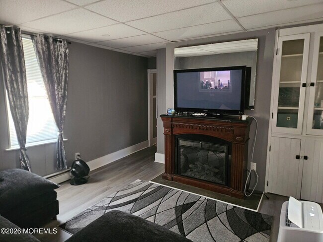 Building Photo - 11 Washington St