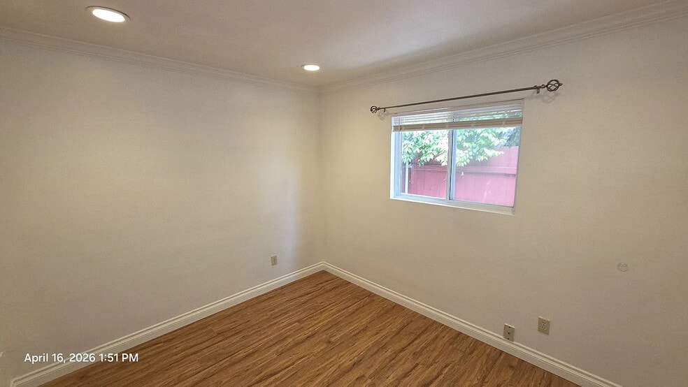 Building Photo - 4134 Fond du Lac Ave