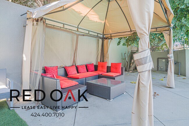 Building Photo - 20200 Sherman Way