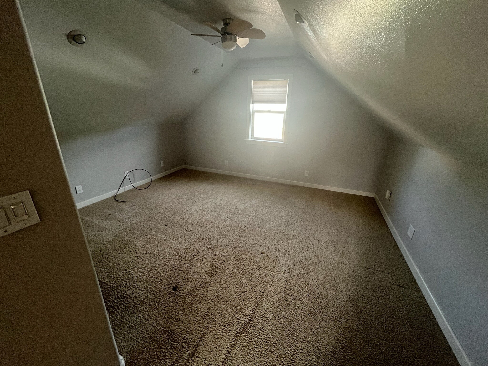 Building Photo - 2733 Elm St