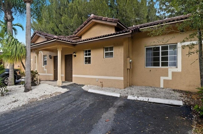 Building Photo - 6107 Garden Ct