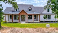 Building Photo - 1001 Bluebonnet Rdg